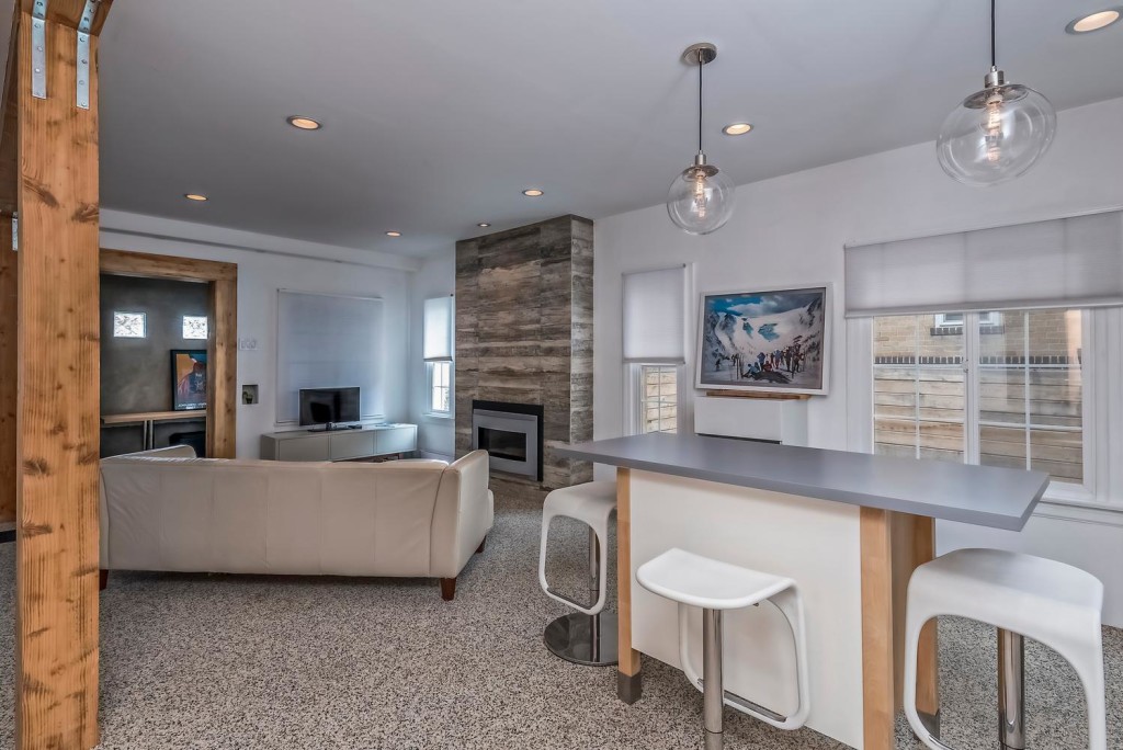 633 Colorado Blvd Denver CO-large-016-22-KitchenFamily Room-1498x1000-72dpi